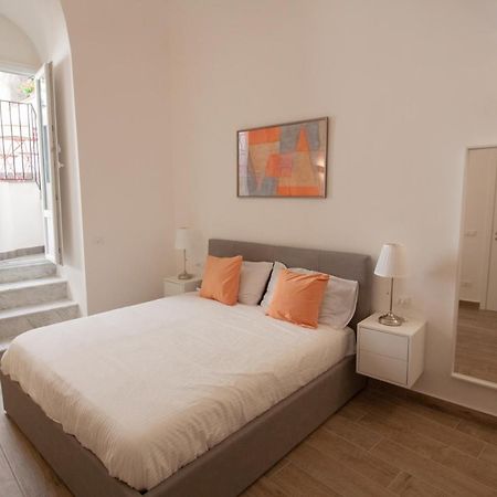 Aragona15 Suites ปาแลร์โม ภายนอก รูปภาพ