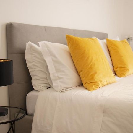 Aragona15 Suites ปาแลร์โม ภายนอก รูปภาพ